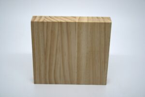 Taco de madera con impresión digital y metacrilato - Imagen 4